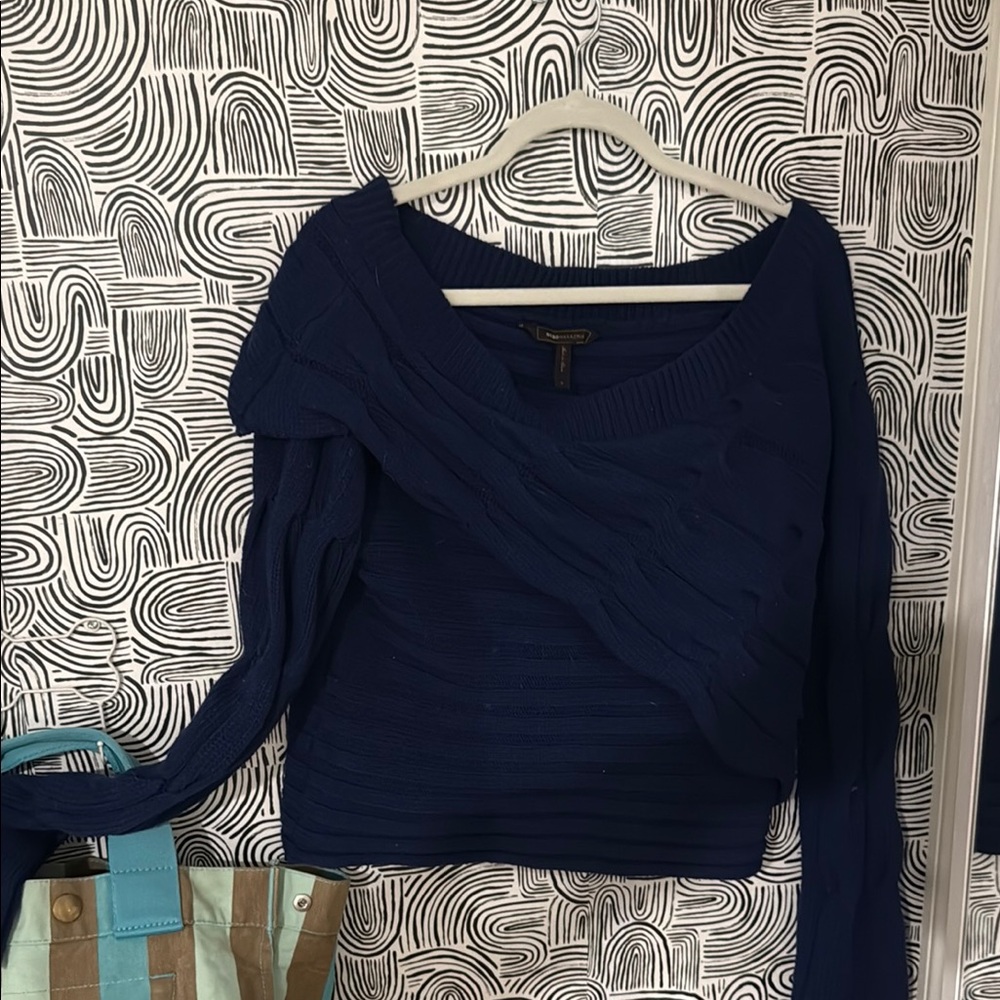 BCBGMaxAzria Off-the-Shoulder Blue Sweater with Long Sleeves